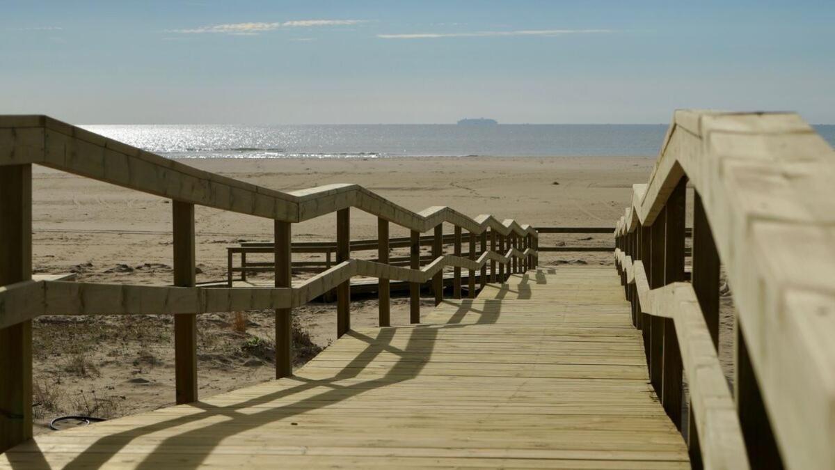 Los Pelicanos Ayamonte Luaran gambar