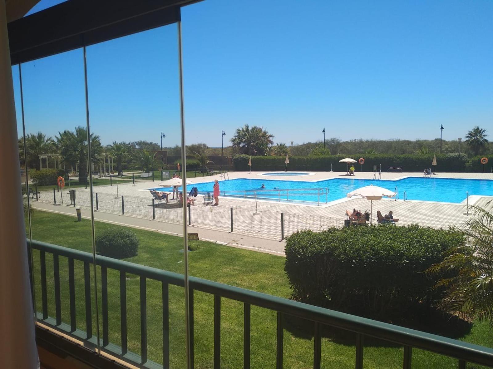 Los Pelicanos Ayamonte Luaran gambar